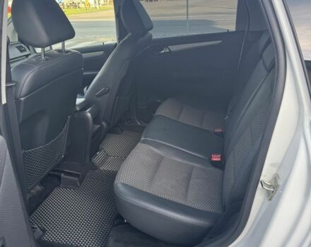 Белый Мерседес Б-класс, объемом двигателя 1.7 л и пробегом 108 тыс. км за 9800 $, фото 6 на Automoto.ua