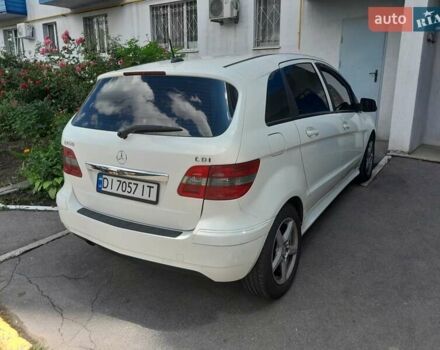 Білий Мерседес Б-клас, об'ємом двигуна 1.99 л та пробігом 230 тис. км за 6900 $, фото 1 на Automoto.ua