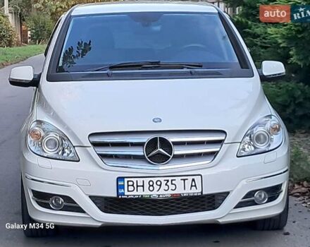 Білий Мерседес Б-клас, об'ємом двигуна 0 л та пробігом 139 тис. км за 8900 $, фото 2 на Automoto.ua
