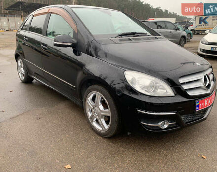 Белый Мерседес Б-класс, объемом двигателя 1.6 л и пробегом 65 тыс. км за 8700 $, фото 3 на Automoto.ua