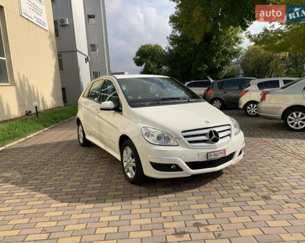 Білий Мерседес Б-клас, об'ємом двигуна 1.7 л та пробігом 223 тис. км за 8299 $, фото 19 на Automoto.ua