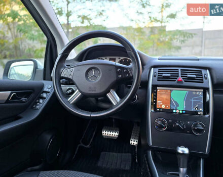 Білий Мерседес Б-клас, об'ємом двигуна 1.99 л та пробігом 60 тис. км за 8400 $, фото 20 на Automoto.ua