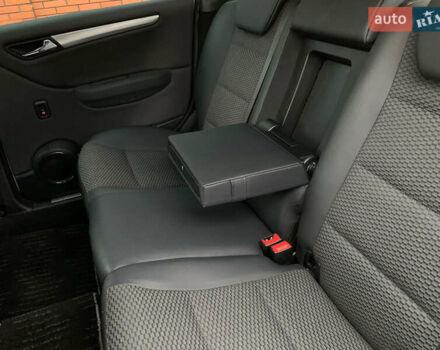 Білий Мерседес Б-клас, об'ємом двигуна 2 л та пробігом 58 тис. км за 9100 $, фото 17 на Automoto.ua