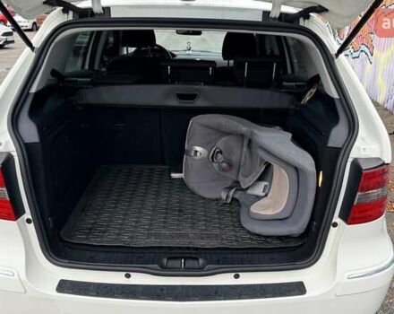 Білий Мерседес Б-клас, об'ємом двигуна 1.7 л та пробігом 193 тис. км за 8700 $, фото 13 на Automoto.ua