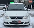 Білий Мерседес Б-клас, об'ємом двигуна 1.7 л та пробігом 100 тис. км за 8740 $, фото 1 на Automoto.ua