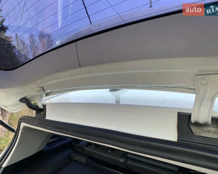 Белый Мерседес Б-класс, объемом двигателя 2 л и пробегом 85 тыс. км за 9100 $, фото 24 на Automoto.ua