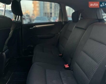 Білий Мерседес Б-клас, об'ємом двигуна 1.7 л та пробігом 124 тис. км за 8600 $, фото 19 на Automoto.ua