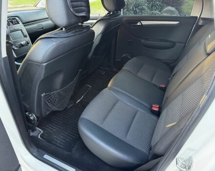 Білий Мерседес Б-клас, об'ємом двигуна 1.7 л та пробігом 124 тис. км за 8200 $, фото 9 на Automoto.ua