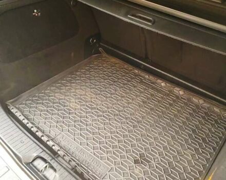 Белый Мерседес Б-класс, объемом двигателя 1.7 л и пробегом 78 тыс. км за 9000 $, фото 6 на Automoto.ua