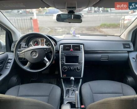 Білий Мерседес Б-клас, об'ємом двигуна 1.7 л та пробігом 124 тис. км за 8600 $, фото 15 на Automoto.ua
