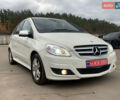 Белый Мерседес Б-класс, объемом двигателя 1.7 л и пробегом 50 тыс. км за 8600 $, фото 2 на Automoto.ua