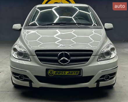 Білий Мерседес Б-клас, об'ємом двигуна 1.7 л та пробігом 124 тис. км за 8100 $, фото 1 на Automoto.ua