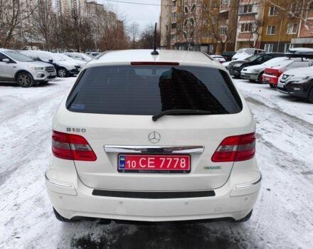 Белый Мерседес Б-класс, объемом двигателя 1.7 л и пробегом 28 тыс. км за 10400 $, фото 5 на Automoto.ua
