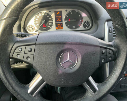 Белый Мерседес Б-класс, объемом двигателя 2 л и пробегом 85 тыс. км за 9100 $, фото 17 на Automoto.ua