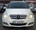 Білий Мерседес Б-клас, об'ємом двигуна 1.7 л та пробігом 124 тис. км за 8600 $, фото 1 на Automoto.ua