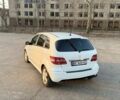 Белый Мерседес Б-класс, объемом двигателя 1.7 л и пробегом 124 тыс. км за 8800 $, фото 5 на Automoto.ua