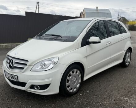 Білий Мерседес Б-клас, об'ємом двигуна 2 л та пробігом 240 тис. км за 3600 $, фото 15 на Automoto.ua