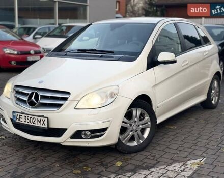 Білий Мерседес Б-клас, об'ємом двигуна 1.7 л та пробігом 124 тис. км за 8600 $, фото 2 на Automoto.ua