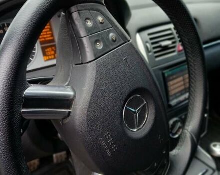 Білий Мерседес Б-клас, об'ємом двигуна 1.7 л та пробігом 115 тис. км за 8600 $, фото 5 на Automoto.ua