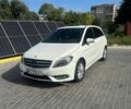 Белый Мерседес Б-класс, объемом двигателя 1.8 л и пробегом 230 тыс. км за 11000 $, фото 1 на Automoto.ua
