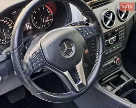 Білий Мерседес Б-клас, об'ємом двигуна 1.6 л та пробігом 144 тис. км за 15000 $, фото 9 на Automoto.ua