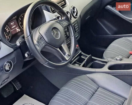 Білий Мерседес Б-клас, об'ємом двигуна 1.6 л та пробігом 144 тис. км за 15000 $, фото 10 на Automoto.ua