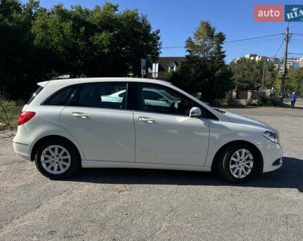 Белый Мерседес Б-класс, объемом двигателя 1.8 л и пробегом 167 тыс. км за 11600 $, фото 5 на Automoto.ua