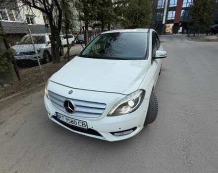 Білий Мерседес Б-клас, об'ємом двигуна 2 л та пробігом 258 тис. км за 10850 $, фото 2 на Automoto.ua