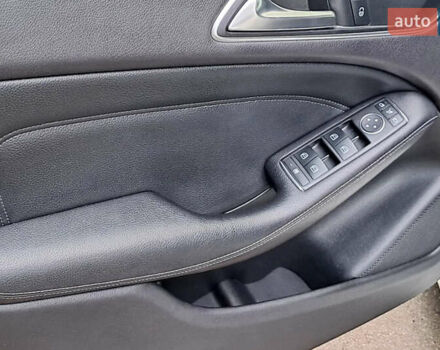 Білий Мерседес Б-клас, об'ємом двигуна 1.6 л та пробігом 144 тис. км за 15000 $, фото 11 на Automoto.ua