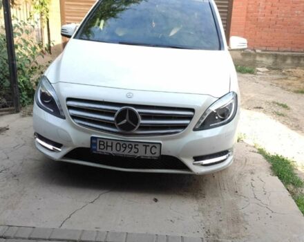 Білий Мерседес Б-клас, об'ємом двигуна 1.8 л та пробігом 72 тис. км за 16300 $, фото 8 на Automoto.ua