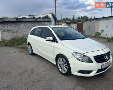 Білий Мерседес Б-клас, об'ємом двигуна 1.8 л та пробігом 158 тис. км за 11500 $, фото 4 на Automoto.ua