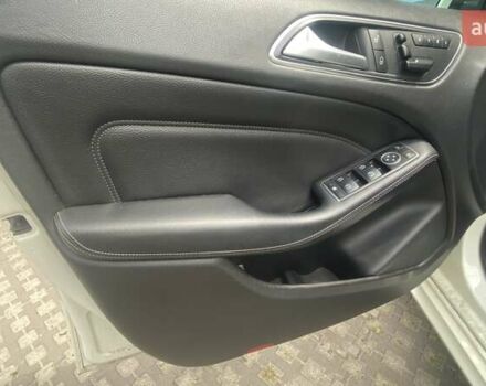 Білий Мерседес Б-клас, об'ємом двигуна 2 л та пробігом 156 тис. км за 12600 $, фото 9 на Automoto.ua