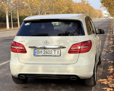 Белый Мерседес Б-класс, объемом двигателя 1.8 л и пробегом 200 тыс. км за 11800 $, фото 6 на Automoto.ua