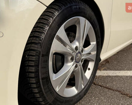 Белый Мерседес Б-класс, объемом двигателя 1.8 л и пробегом 200 тыс. км за 11800 $, фото 35 на Automoto.ua