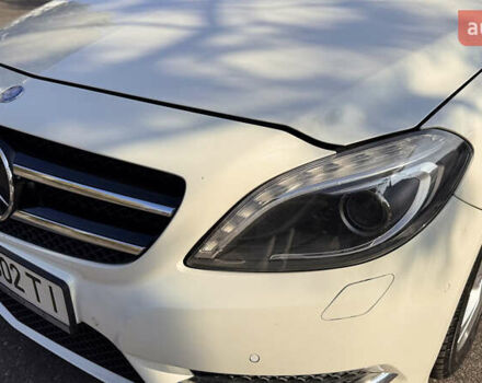 Белый Мерседес Б-класс, объемом двигателя 1.8 л и пробегом 200 тыс. км за 11800 $, фото 40 на Automoto.ua