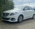 Білий Мерседес Б-клас, об'ємом двигуна 2 л та пробігом 156 тис. км за 12600 $, фото 4 на Automoto.ua