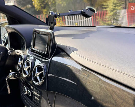 Белый Мерседес Б-класс, объемом двигателя 1.8 л и пробегом 200 тыс. км за 11800 $, фото 8 на Automoto.ua