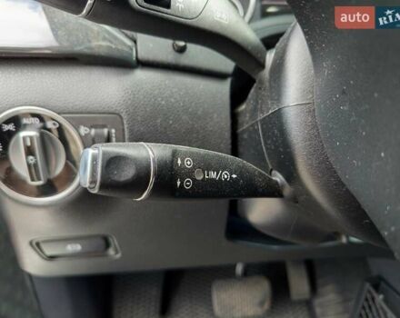Білий Мерседес Б-клас, об'ємом двигуна 2 л та пробігом 158 тис. км за 12900 $, фото 12 на Automoto.ua