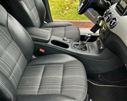 Білий Мерседес Б-клас, об'ємом двигуна 1.46 л та пробігом 146 тис. км за 11600 $, фото 15 на Automoto.ua