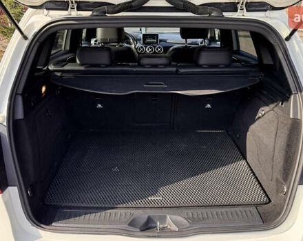 Белый Мерседес Б-класс, объемом двигателя 1.8 л и пробегом 200 тыс. км за 11800 $, фото 29 на Automoto.ua