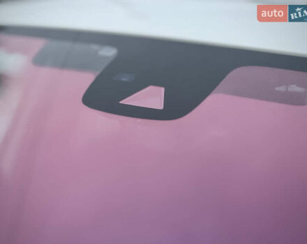 Білий Мерседес Б-клас, об'ємом двигуна 0 л та пробігом 160 тис. км за 9500 $, фото 15 на Automoto.ua