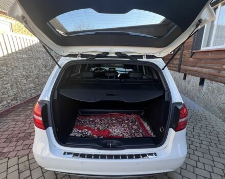 Белый Мерседес Б-класс, объемом двигателя 0 л и пробегом 82 тыс. км за 10500 $, фото 4 на Automoto.ua