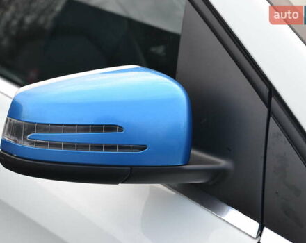 Білий Мерседес Б-клас, об'ємом двигуна 0 л та пробігом 104 тис. км за 10799 $, фото 15 на Automoto.ua