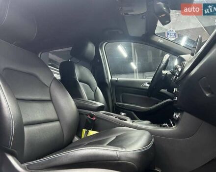 Белый Мерседес Б-класс, объемом двигателя 0 л и пробегом 132 тыс. км за 11700 $, фото 16 на Automoto.ua