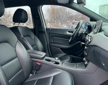 Белый Мерседес Б-класс, объемом двигателя 0 л и пробегом 146 тыс. км за 11700 $, фото 17 на Automoto.ua