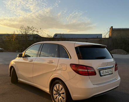 Белый Мерседес Б-класс, объемом двигателя 0 л и пробегом 81 тыс. км за 10950 $, фото 76 на Automoto.ua