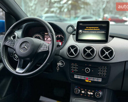 Белый Мерседес Б-класс, объемом двигателя 0 л и пробегом 146 тыс. км за 11700 $, фото 18 на Automoto.ua