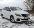 Білий Мерседес Б-клас, об'ємом двигуна 0 л та пробігом 120 тис. км за 10000 $, фото 5 на Automoto.ua