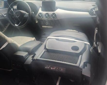 Белый Мерседес Б-класс, объемом двигателя 0 л и пробегом 87 тыс. км за 11500 $, фото 16 на Automoto.ua