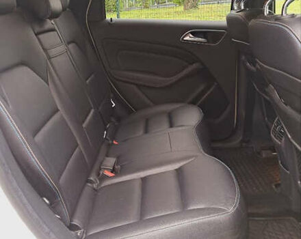 Белый Мерседес Б-класс, объемом двигателя 0 л и пробегом 93 тыс. км за 9499 $, фото 22 на Automoto.ua